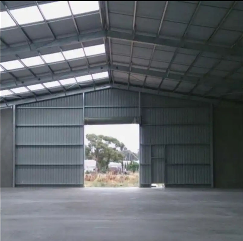 Estrutura de aço pré-fabricada contemporânea