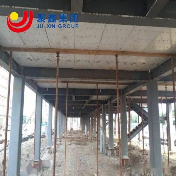 Estruturas pré-fabricadas de aço Edifícios de aço Armazéns Oficinas Fábrica Casa de fábrica Garagem Metal