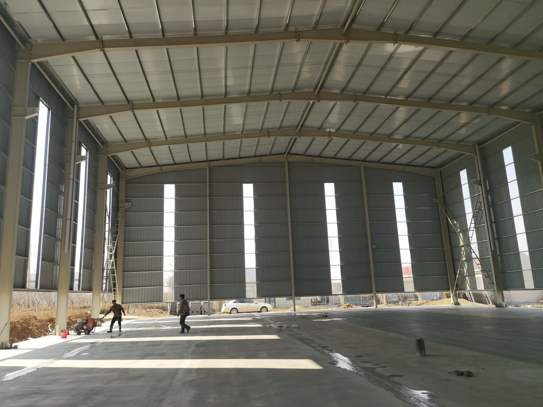 Construir armazém de aço projetado para alta altura e grande comprimento com oficina de estrutura de aço pré-fabricada à prova de furacões